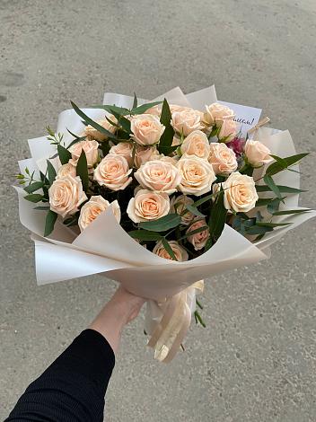 Букет Кремовые розы Латте в Почепском